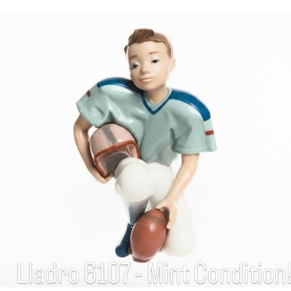 MINT Lladró Porcelain Football Player Figurine 6107 Boxed 1993 Never Displayed